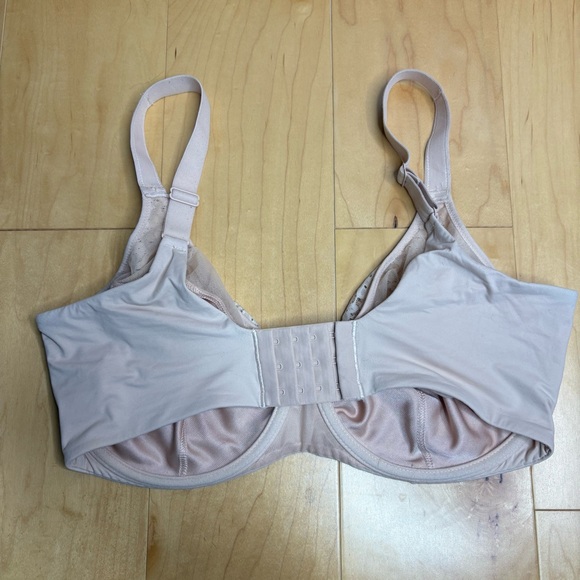 Chantelle Cream Norah Comfort Underwire Bra - Picture 2 of 3